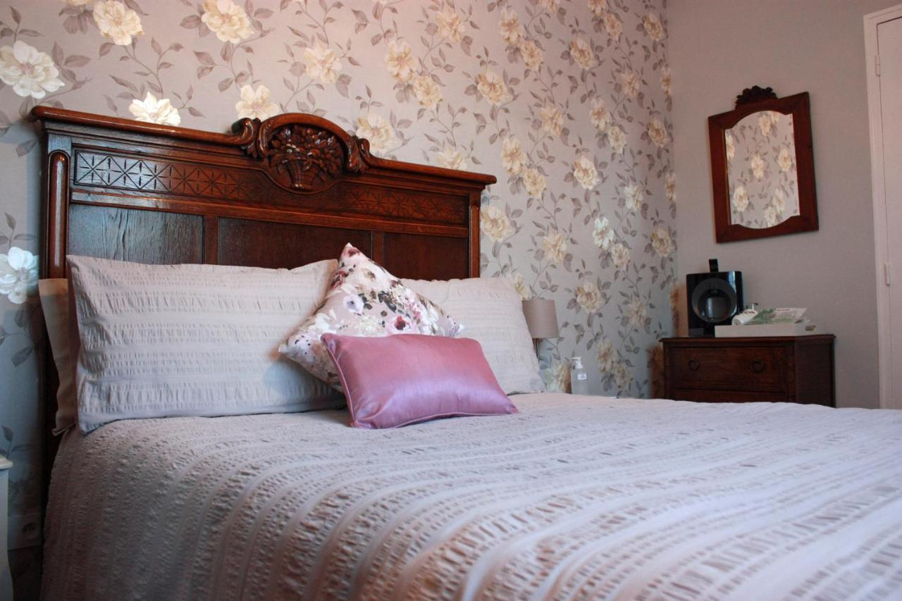 Les Camelias Bed and Breakfast Binic Εξωτερικό φωτογραφία