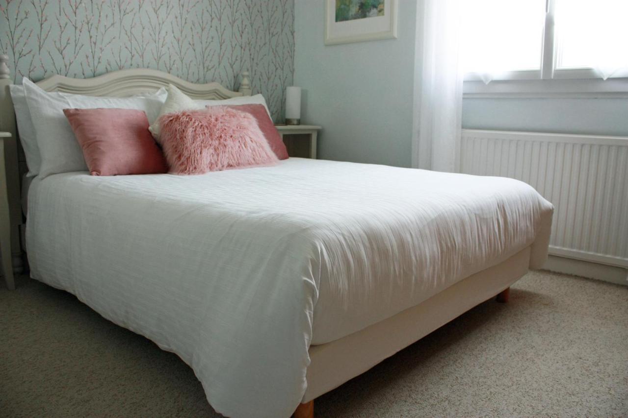 Les Camelias Bed and Breakfast Binic Εξωτερικό φωτογραφία