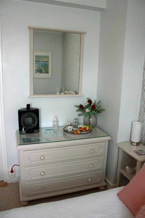Les Camelias Bed and Breakfast Binic Εξωτερικό φωτογραφία
