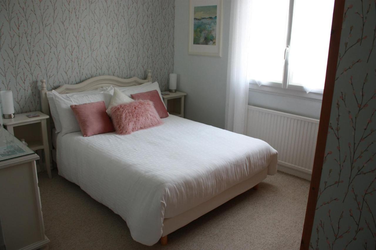 Les Camelias Bed and Breakfast Binic Εξωτερικό φωτογραφία