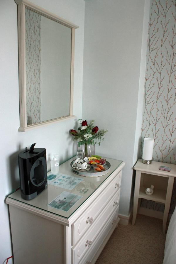 Les Camelias Bed and Breakfast Binic Εξωτερικό φωτογραφία