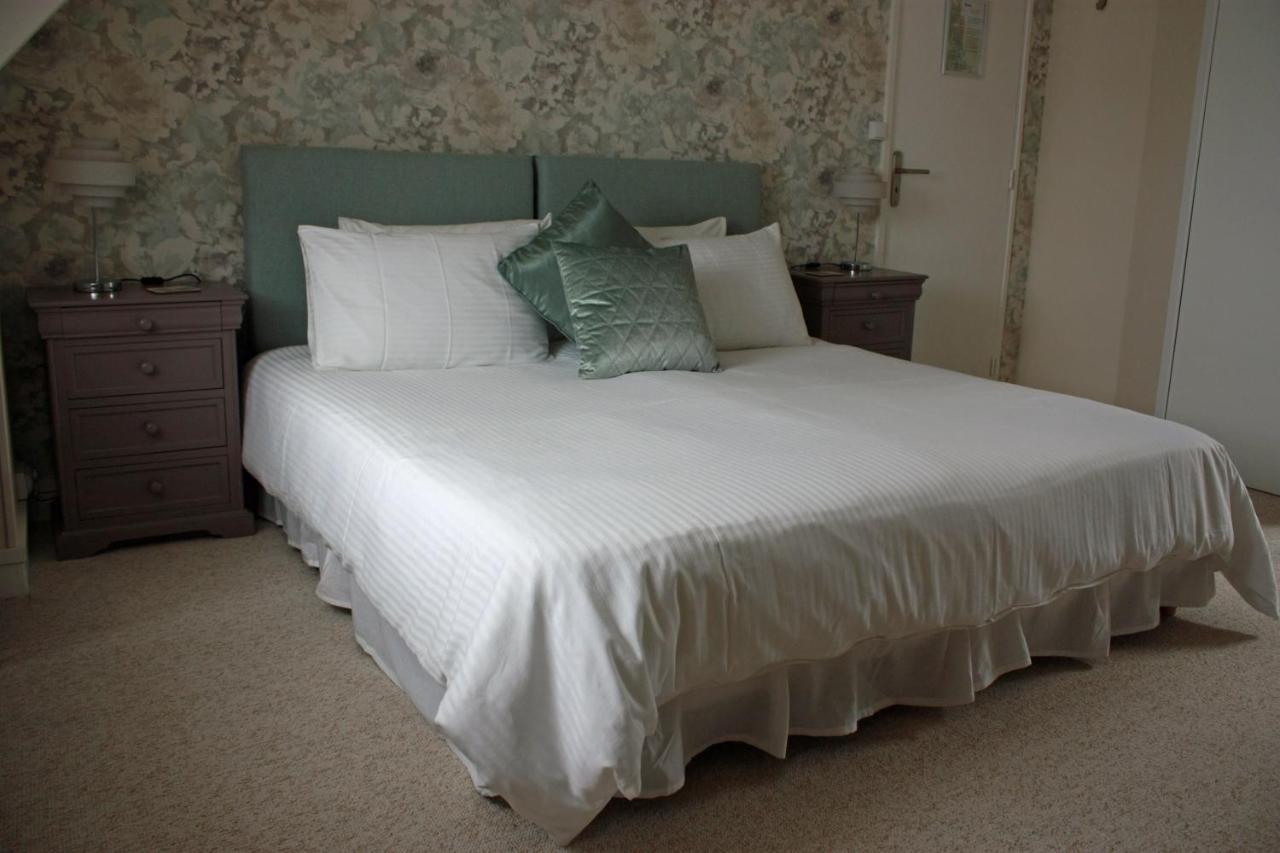 Les Camelias Bed and Breakfast Binic Εξωτερικό φωτογραφία